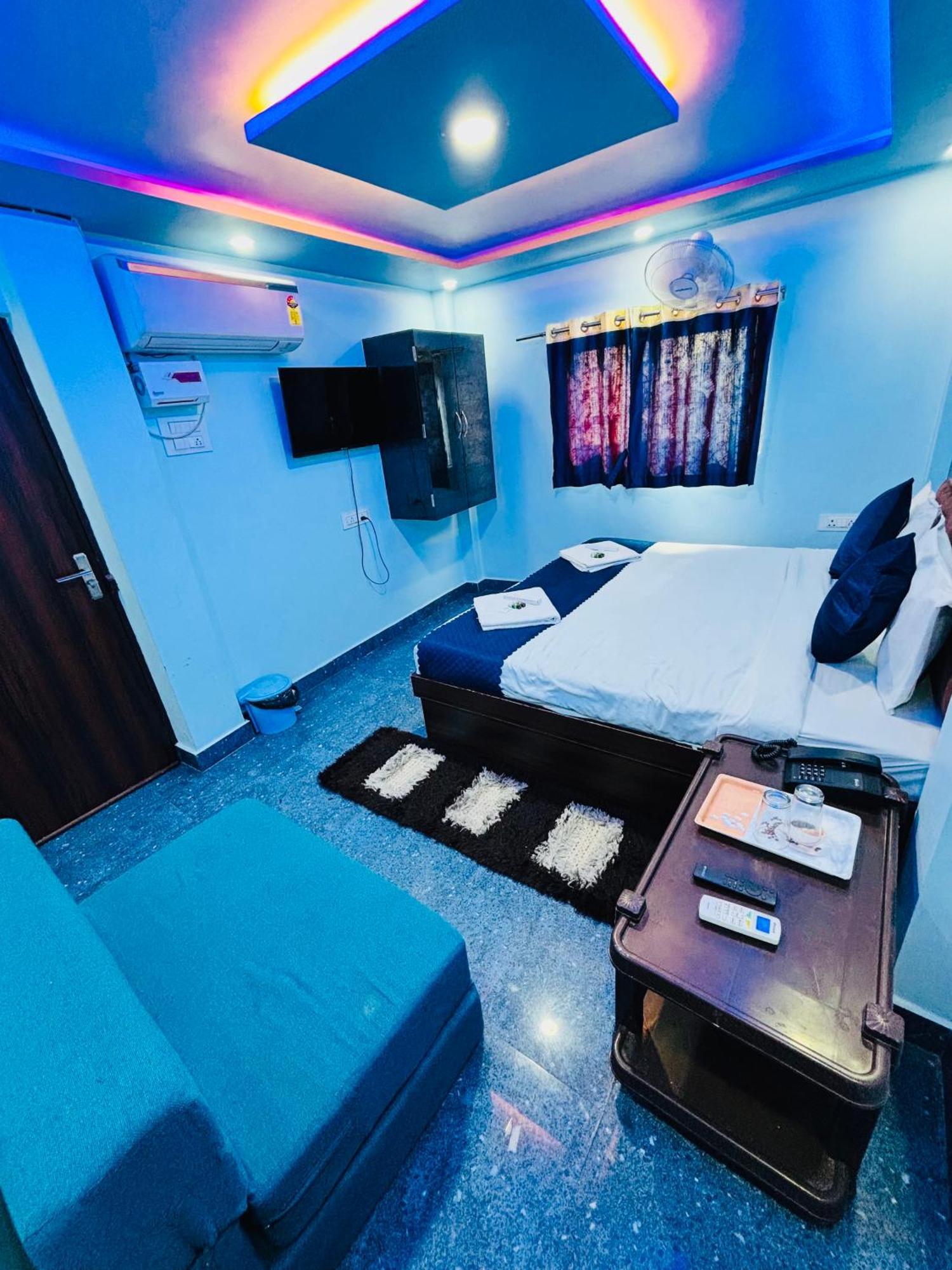 Guest house Baba Vishwanath Residency